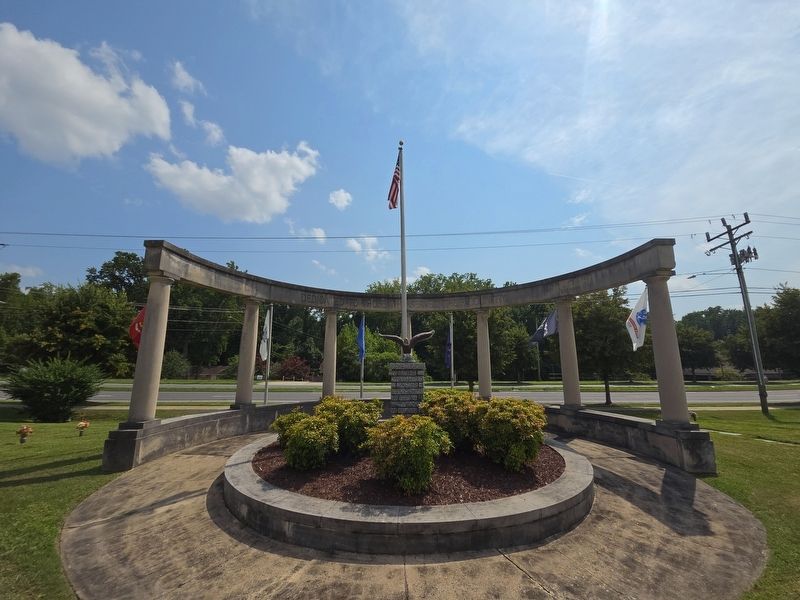 Full view of Veterans Memorial. Click for full size. Full view of Veterans Memorial image. Click for full size.