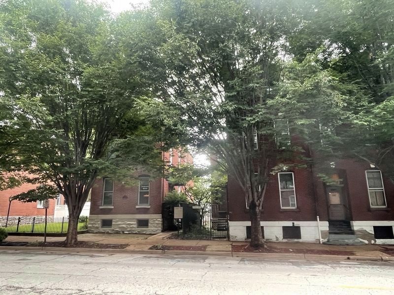 At Home On Cherokee Marker - larger context view showing adjacent building image. Click for full size.