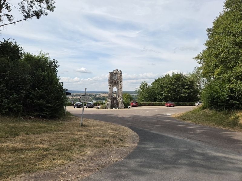 Le panorama du château de Robert le Diable / The View from Robert the Devil’s Castle Marker. Click for full size. Le panorama du château de Robert le Diable / The View from Robert the Devil’s Castle Marker image. Click for full size.