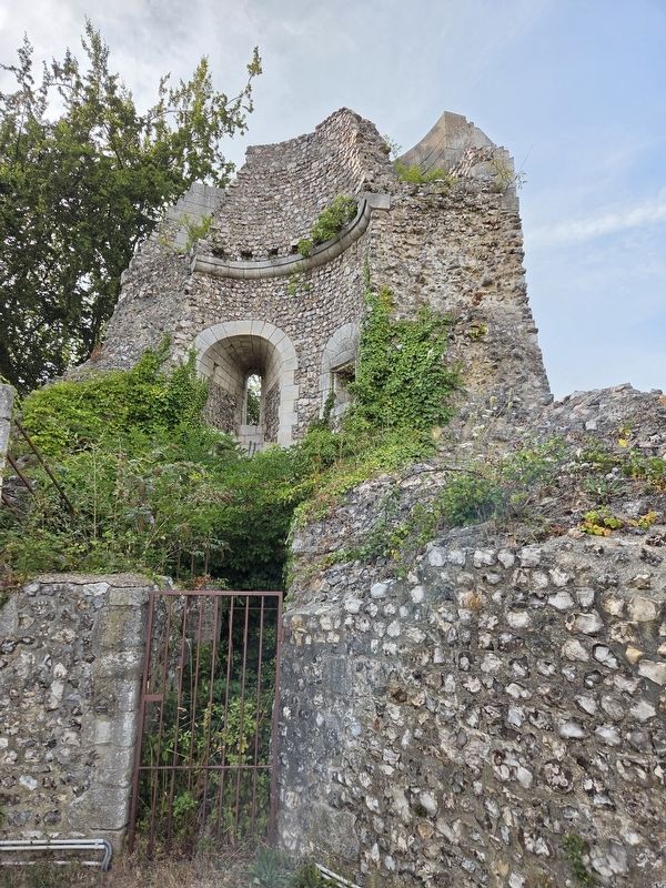 Les ruines du château de Robert le Diable / The ruins of Robert the Devil’s Castle Marker. Click for full size. Les ruines du château de Robert le Diable / The ruins of Robert the Devil’s Castle Marker image. Click for full size.