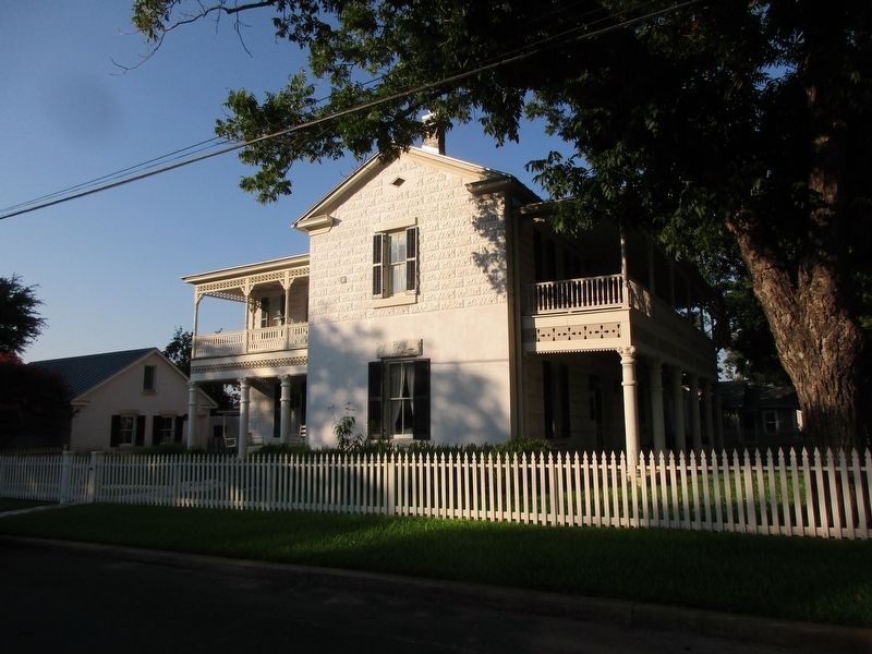 Gold-Grobe House. Click for full size. Gold-Grobe House image. Click for full size.