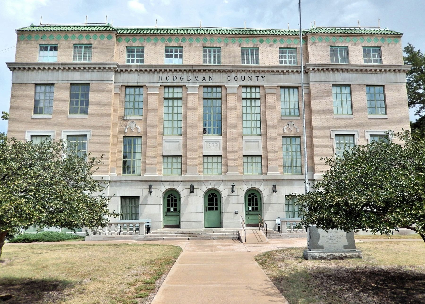 Hodgeman County Courthouse (<i>west/front elevation</i>) image. Click for full size.
