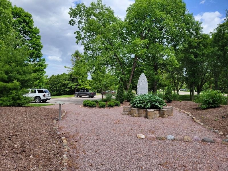 Chippewa Indian Memorial. Click for full size. Chippewa Indian Memorial image. Click for full size.