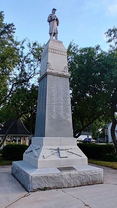 Three Creeks Monument at the foot of the Civil War Monument. Click for full size. Three Creeks Monument at the foot of the Civil War Monument image. Click for full size.