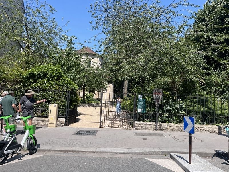 Le berceau de l'Université Marker. Click for full size. Le berceau de l'Université Marker image. Click for full size.