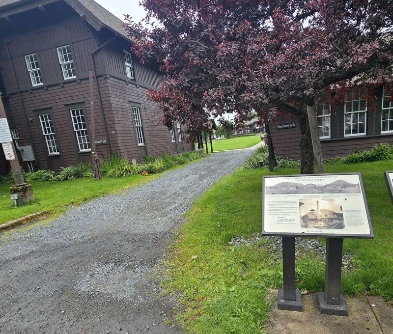 The 1910-1911 Campus Marker image. Click for full size.