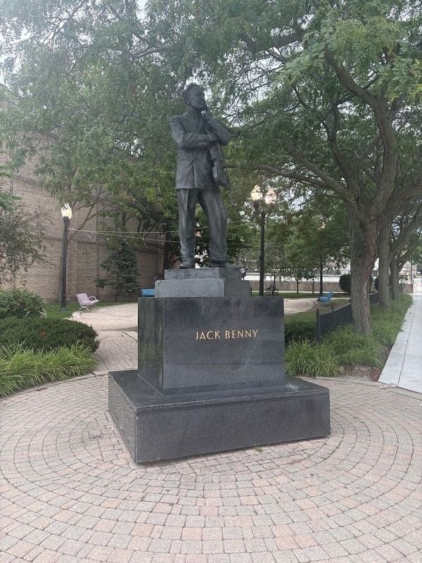 Jack Benny statue in Waukegan. Click for full size. Jack Benny statue in Waukegan image. Click for full size.