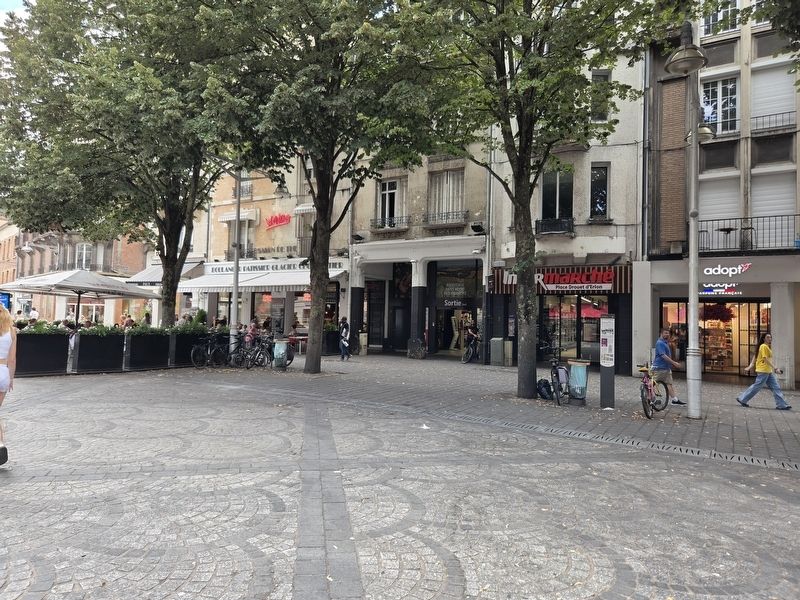 Place Drouet-d�Erlon Marker image. Click for full size.