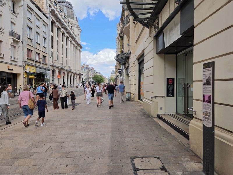 Rue de Vesle et Magasins Modernes Marker. Click for full size. Rue de Vesle et Magasins Modernes Marker image. Click for full size.