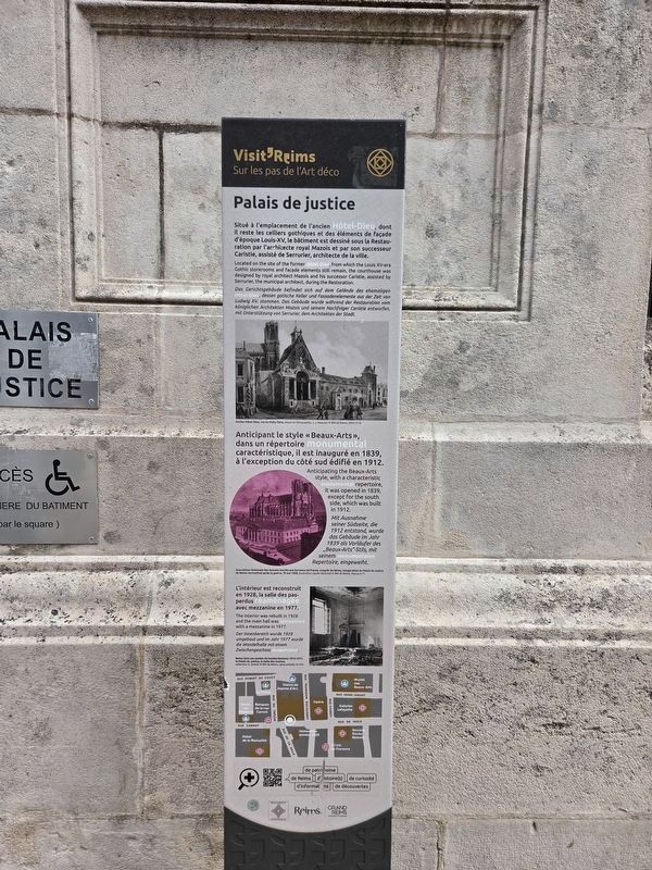 Palais de justice / Palace of Justice Marker. Click for full size. Palais de justice / Palace of Justice Marker image. Click for full size.