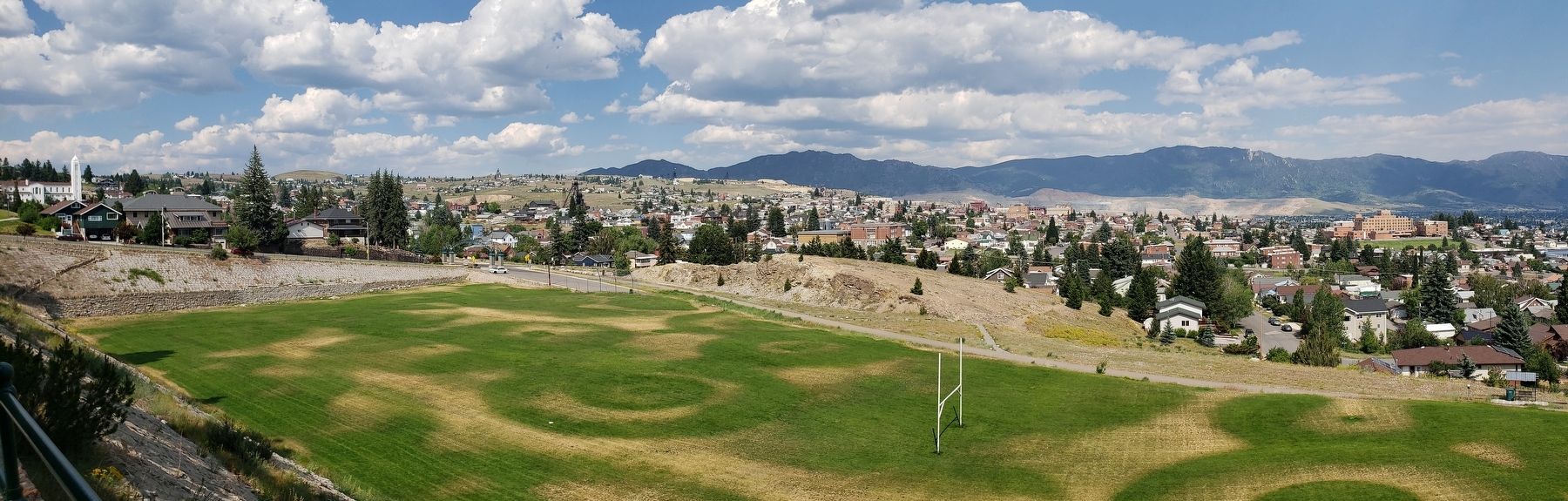 School of Mines Curve and Leonard Field (a.k.a., the �Bean Bowl�) image. Click for full size.