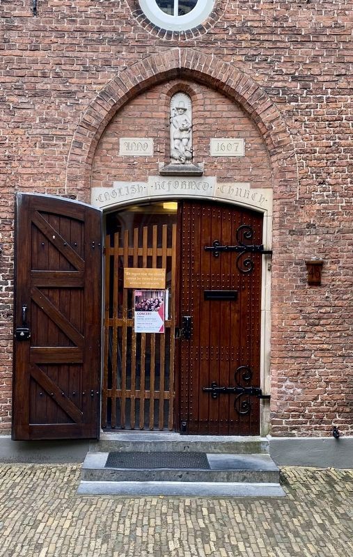 English Reformed Church - entrance image. Click for full size.