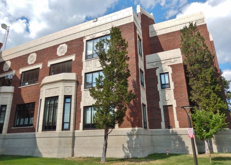 Montana Tech Library/Museum (<i>southwest elevation</i>) image. Click for full size.