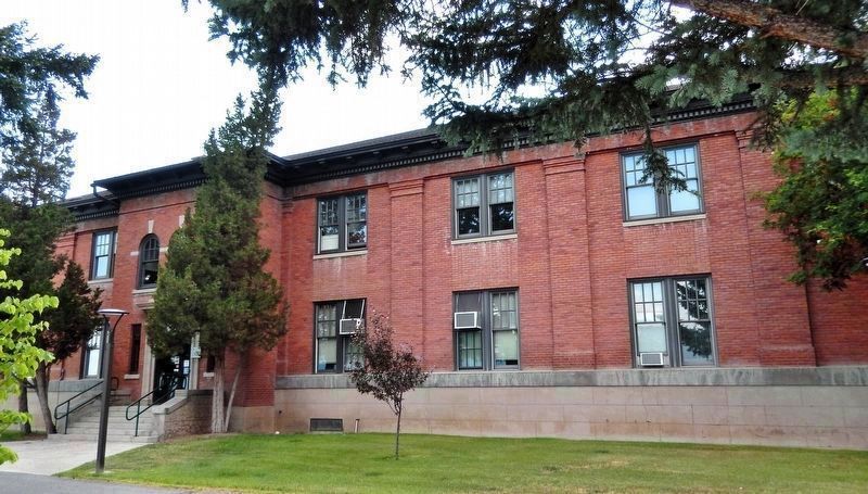 Montana Tech Engineering Building (<i>north end</i>) image. Click for full size.