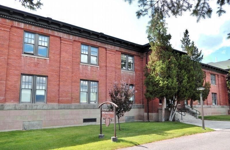 Montana Tech Engineering Building (<i>south end</i>) image. Click for full size.