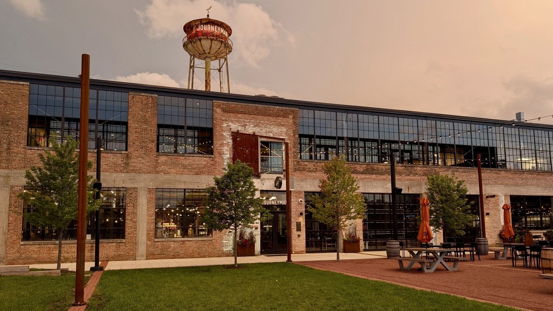 The American Factory Building Marker in context. Click for full size. The American Factory Building Marker in context image. Click for full size.