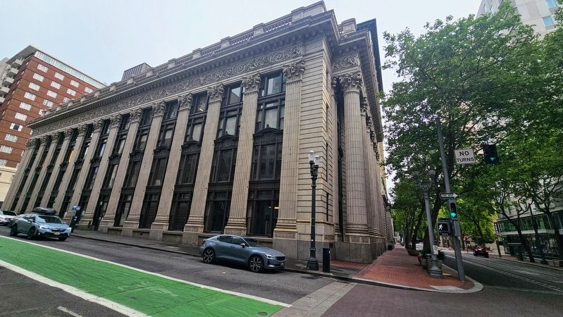 United States National Bank Building. Click for full size. United States National Bank Building image. Click for full size.