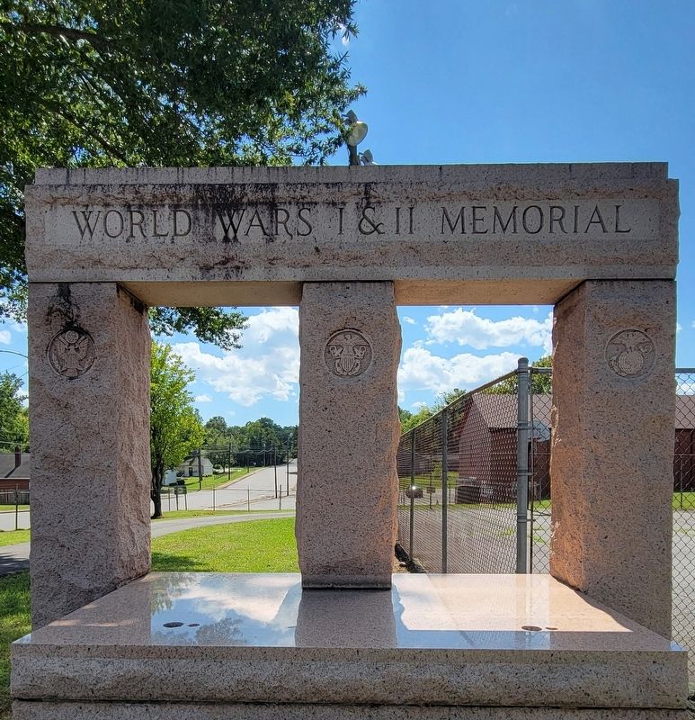 World Wars I & II Memorial Drinking Fountain Marker. Click for full size. World Wars I & II Memorial Drinking Fountain Marker image. Click for full size.