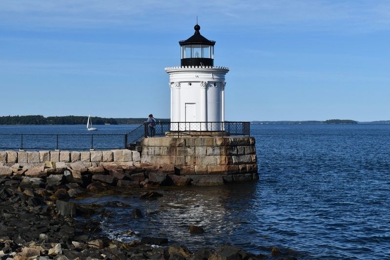 Bug Light (Portland Breakwater Lighthouse). Click for full size. Bug Light (Portland Breakwater Lighthouse) image. Click for full size.
