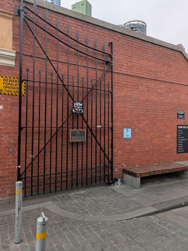 The Market Gates Marker at a northern market entrance. Click for full size. The Market Gates Marker at a northern market entrance image. Click for full size.