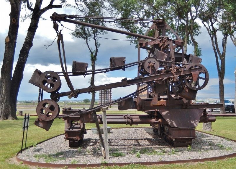 Ruth Dredger Swinging Boom image. Click for full size.