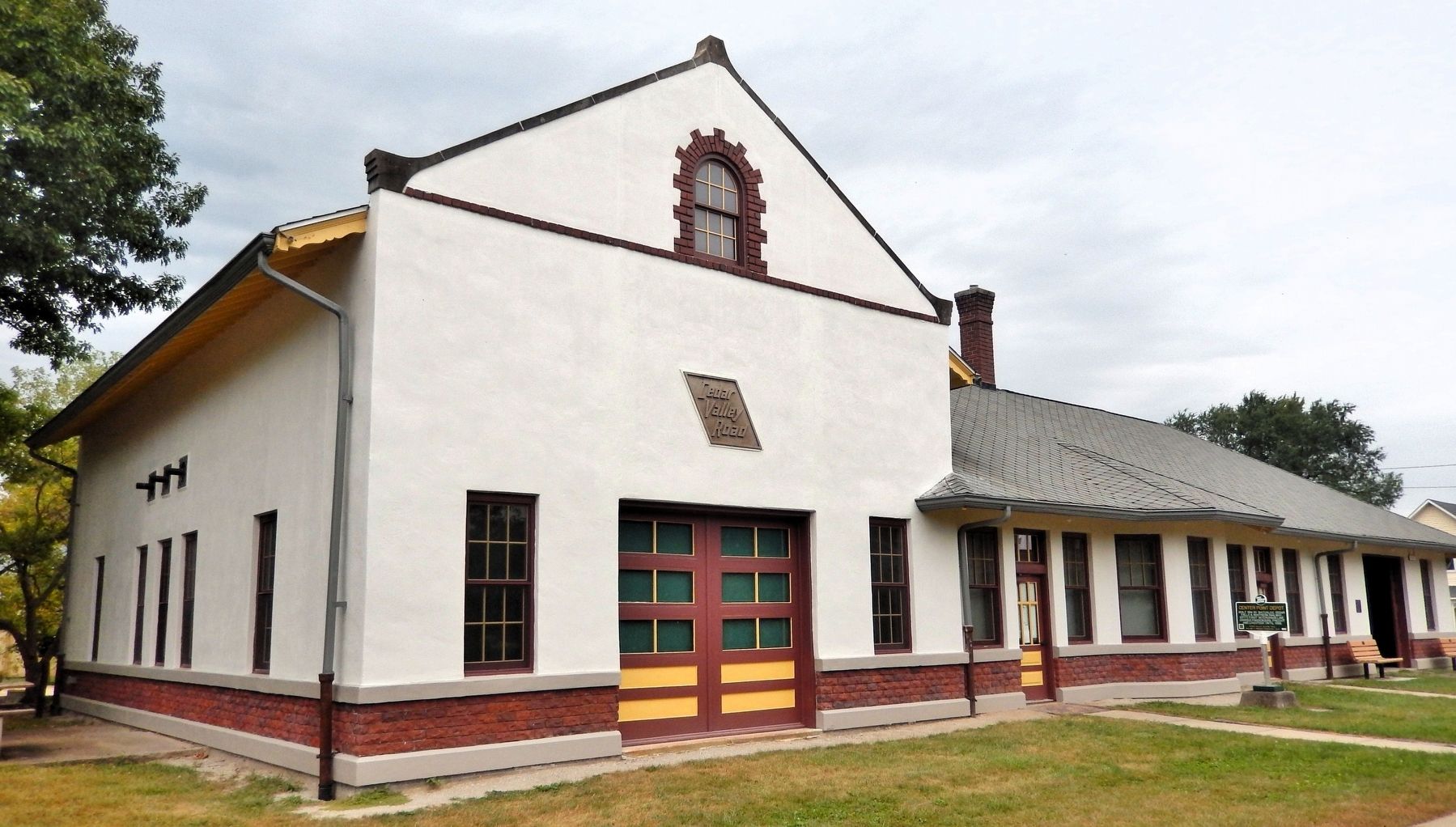 Waterloo, Cedar Falls and Northern Center Point Depot (<i>southeast elevation</i>). Click for full size. Waterloo, Cedar Falls and Northern Center Point Depot (<i>southeast elevation</i>) image. Click for full size.