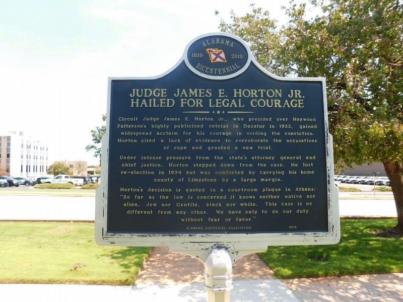 Judge James E. Horton Jr. Hailed for Legal Courage side of the marker image. Click for full size.