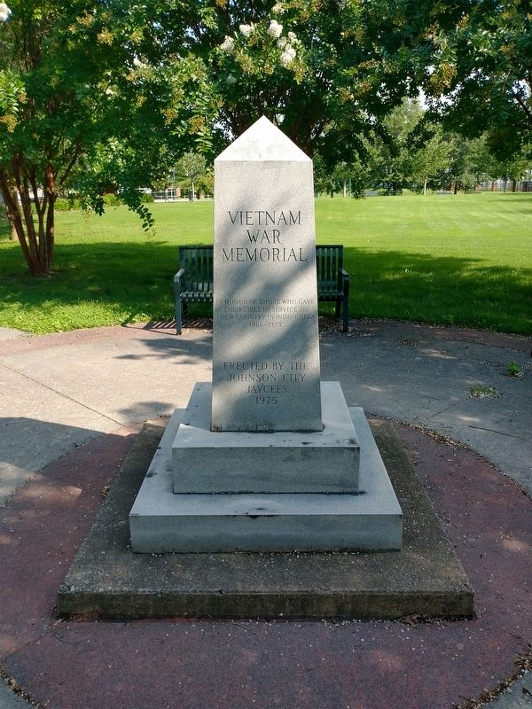 Vietnam War Memorial Marker image. Click for full size.