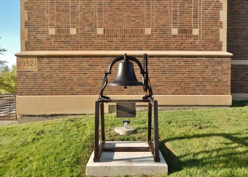 Stevens Seminary Bell and Marker image. Click for full size.