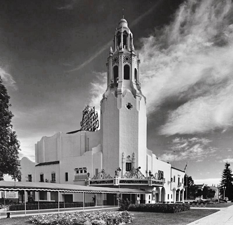 Carthay Circle Theatre - 1940 image. Click for full size.