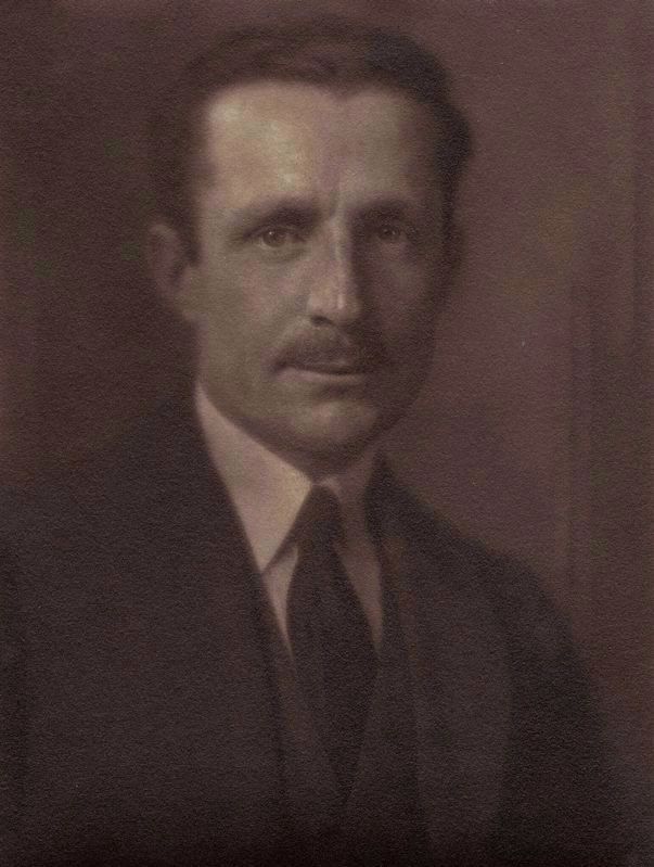 Francis Barry Byrne, architect (1883-1967). Click for full size. Francis Barry Byrne, architect (1883-1967) image. Click for full size.