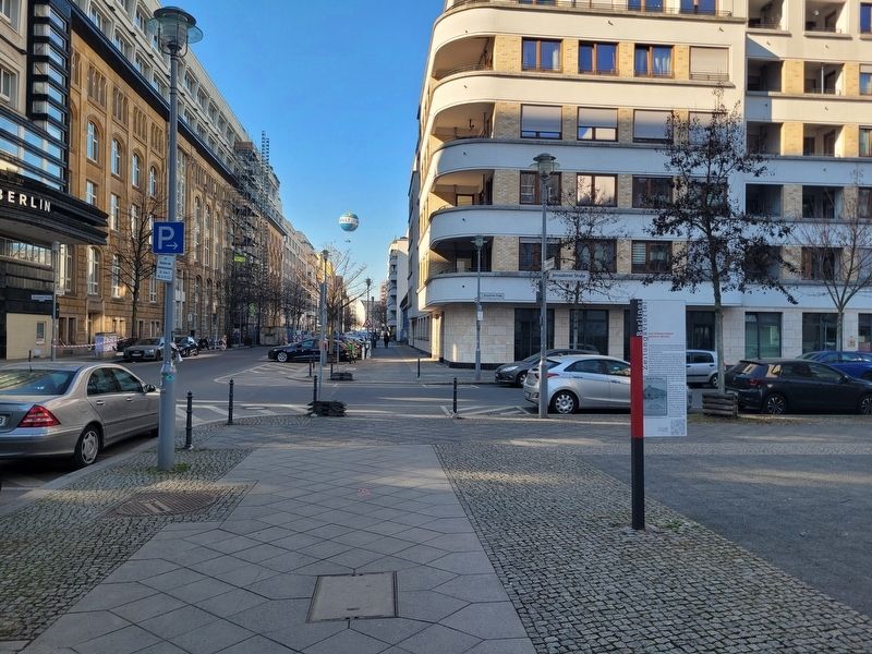 Das Verlagshaus Rudolf Mosse / The Rudolf Mosse Publishing House Marker. Click for full size. Das Verlagshaus Rudolf Mosse / The Rudolf Mosse Publishing House Marker image. Click for full size.