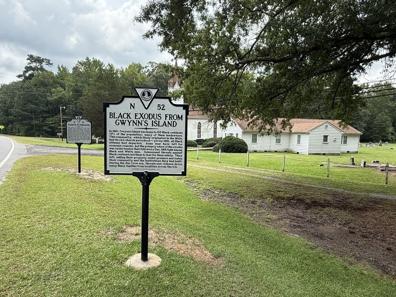 Black Exodus from Gwynn's Island Marker image. Click for full size.