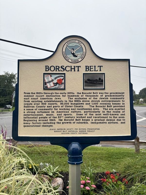 Borscht Belt side of the marker image. Click for full size.