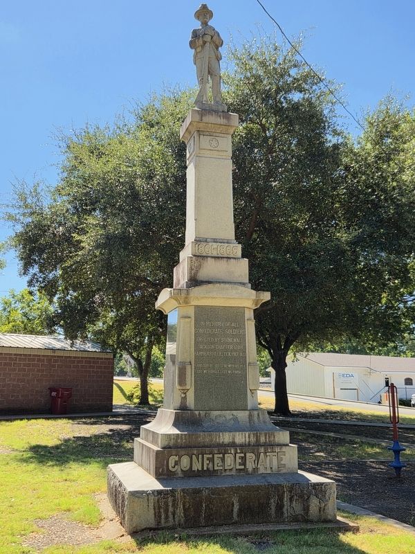 Confederate Memorial image. Click for full size.