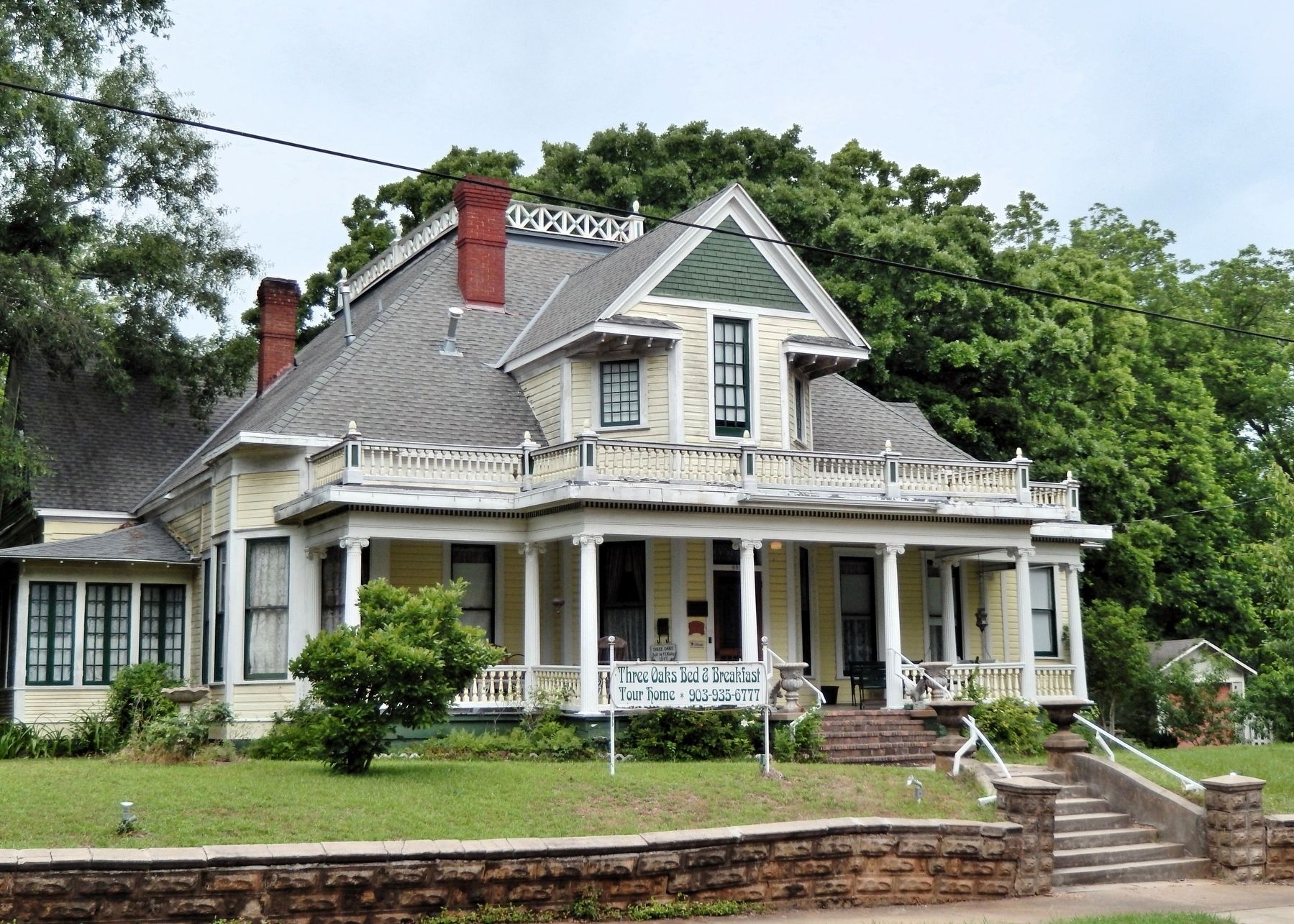 The Whaley House (<i>southeast elevation</i>). Click for full size. The Whaley House (<i>southeast elevation</i>) image. Click for full size.