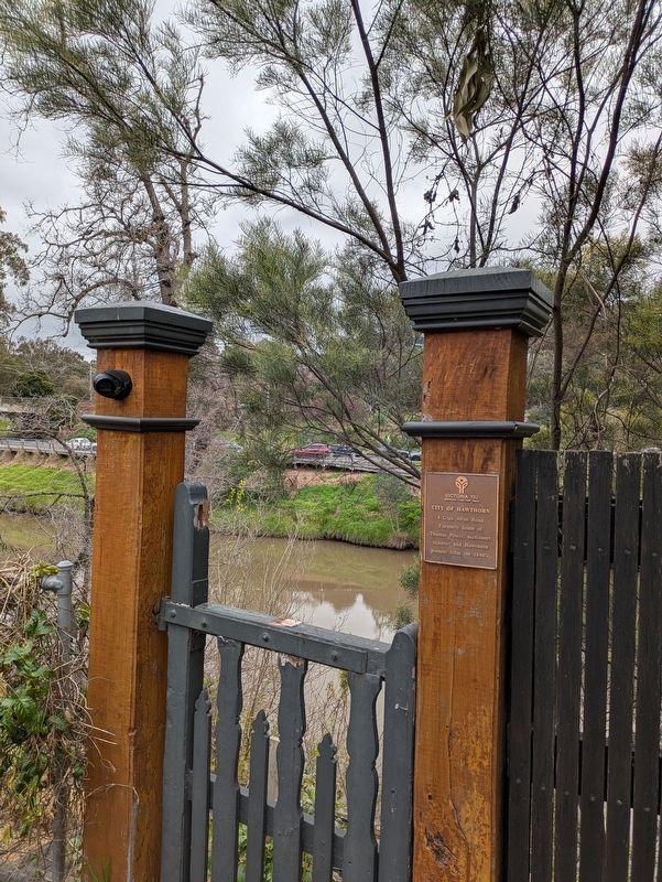 4 Glan Avon Road Marker with the Yarra River in the background. Click for full size. 4 Glan Avon Road Marker with the Yarra River in the background image. Click for full size.