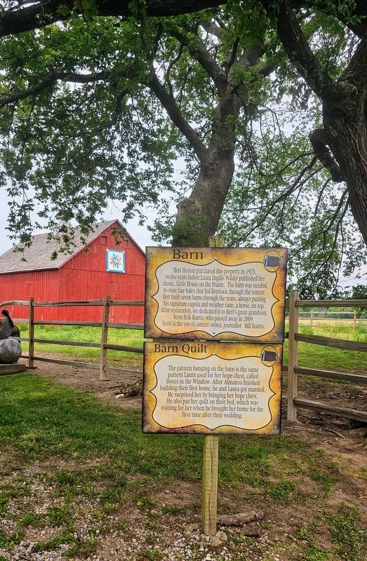 Barn / Barn Quilt Marker. Click for full size. Barn / Barn Quilt Marker image. Click for full size.