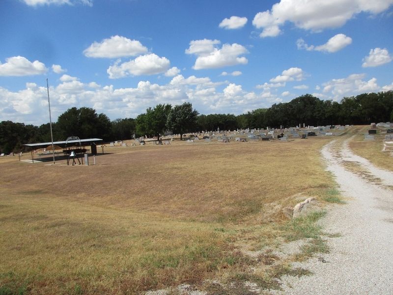 Downing Cemetery and marker. Click for full size. Downing Cemetery and marker image. Click for full size.