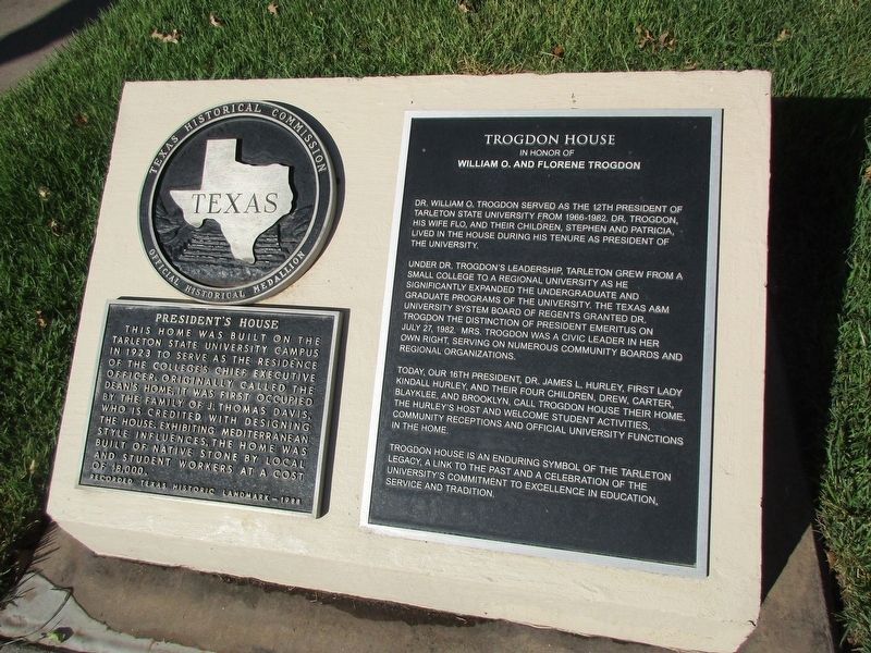 President's House informational plaque and marker. Click for full size. President's House informational plaque and marker image. Click for full size.