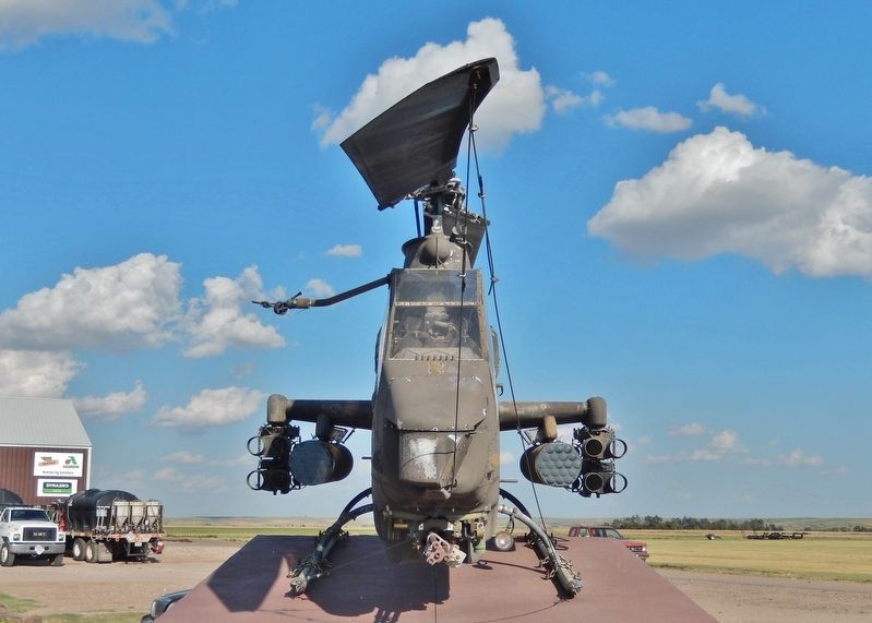Bell AH-1G Cobra Gunship. Click for full size. Bell AH-1G Cobra Gunship image. Click for full size.
