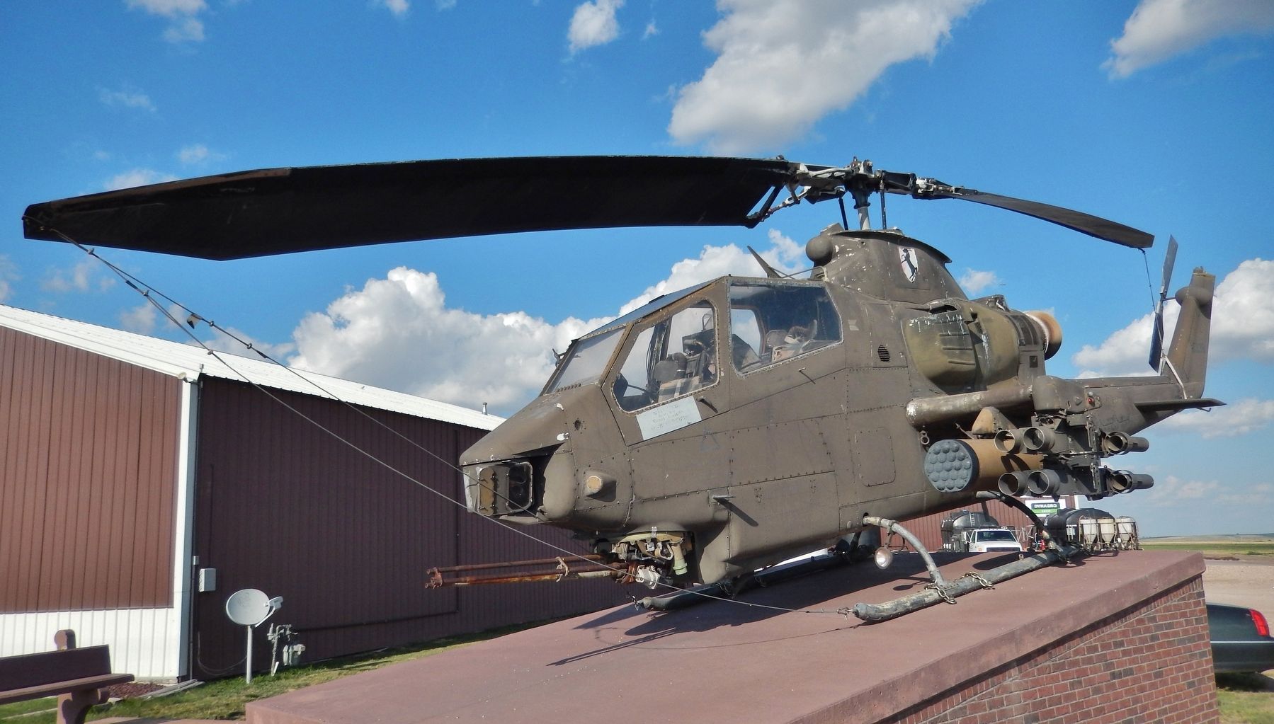 Bell AH-1G Cobra Gunship. Click for full size. Bell AH-1G Cobra Gunship image. Click for full size.