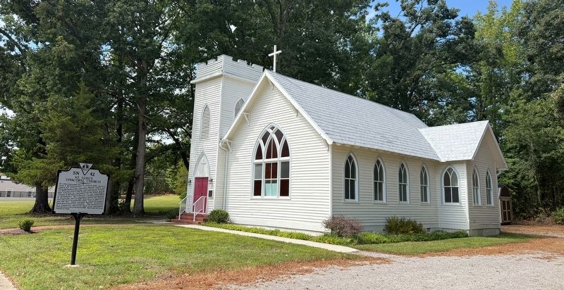 St. Luke's Episcopal Church. Click for full size. St. Luke's Episcopal Church image. Click for full size.