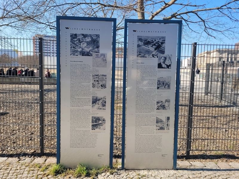 Prinz-Albrecht-Gelände Marker (Left Side). Click for full size. Prinz-Albrecht-Gelände Marker (Left Side) image. Click for full size.