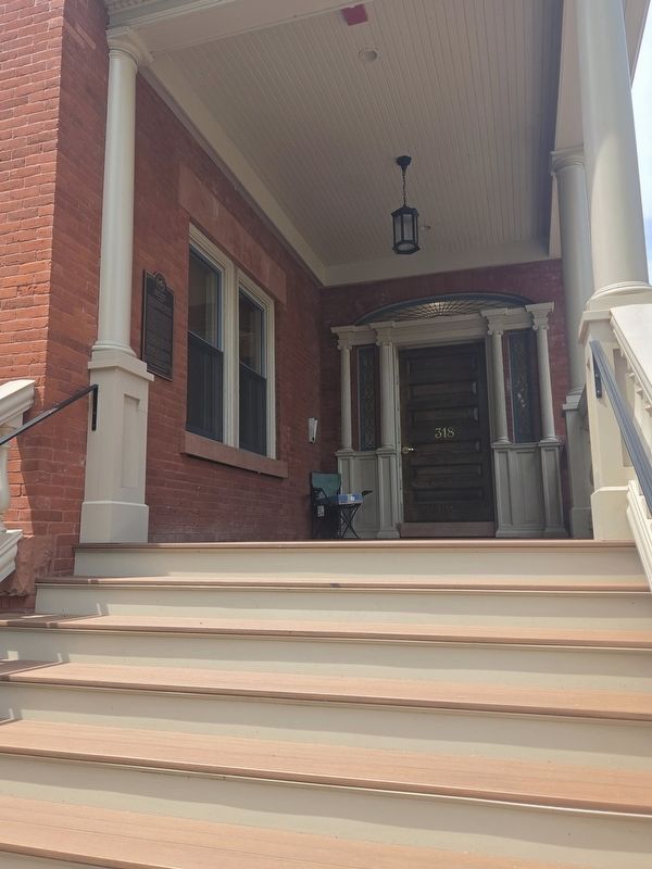 Selden House Marker to the left of the steps. Click for full size. Selden House Marker to the left of the steps image. Click for full size.