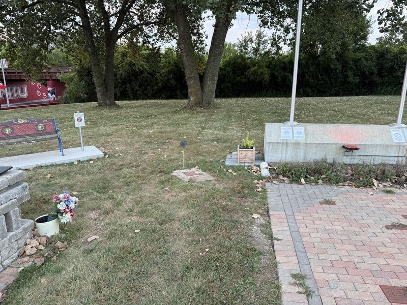 Honoring World War I DeKalb Area Veterans Memorial Surroundings. Click for full size. Honoring World War I DeKalb Area Veterans Memorial Surroundings image. Click for full size.