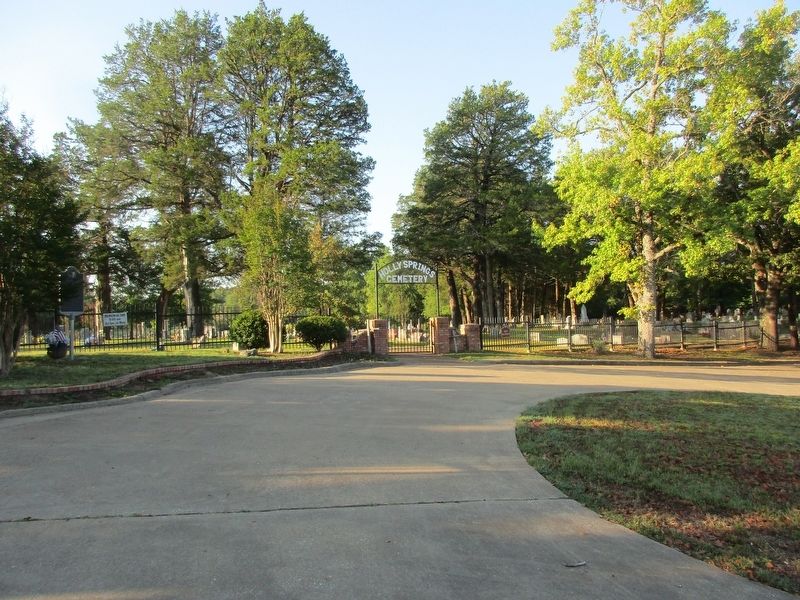 Holly Springs Cemetery and marker. Click for full size. Holly Springs Cemetery and marker image. Click for full size.