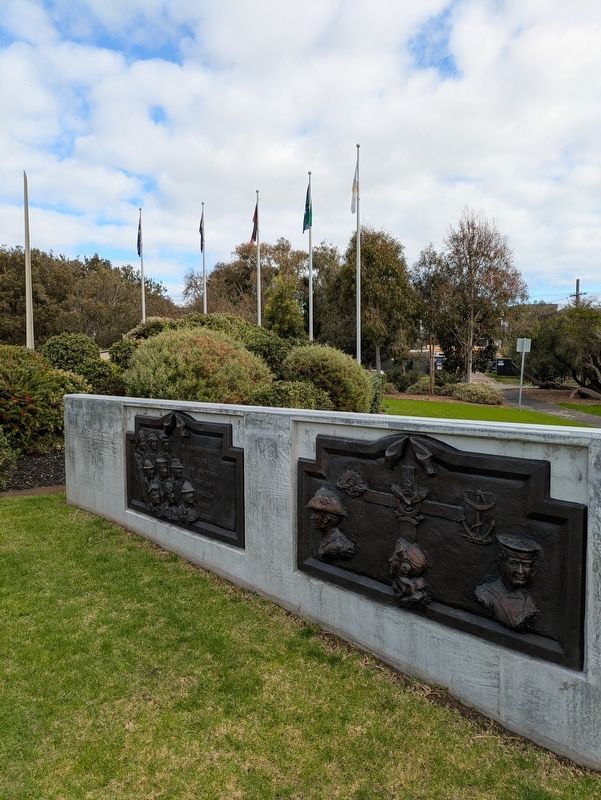 Frankston War Memorial image. Click for full size.