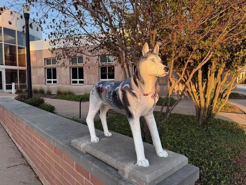 Nearby Greek Huskie Statue (Ribbon). Click for full size. Nearby Greek Huskie Statue (Ribbon) image. Click for full size.