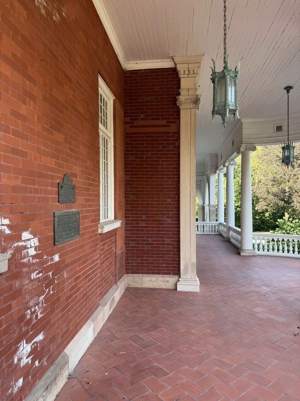 Ellwood House NSDAR Marker. Click for full size. Ellwood House NSDAR Marker image. Click for full size.
